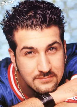 Joey looks sooo Hot here!!!!